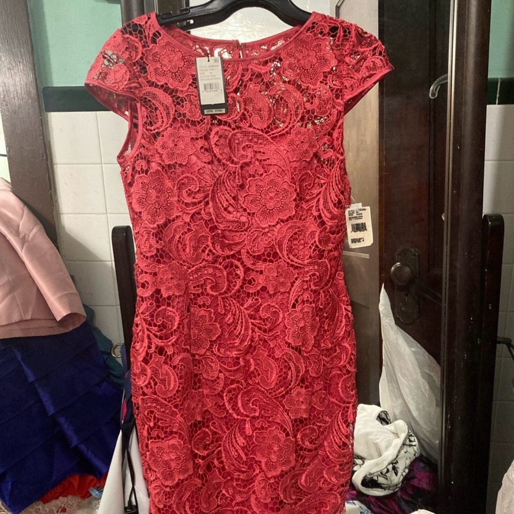 Adrianna Papell new dress size 10 salmon color for women